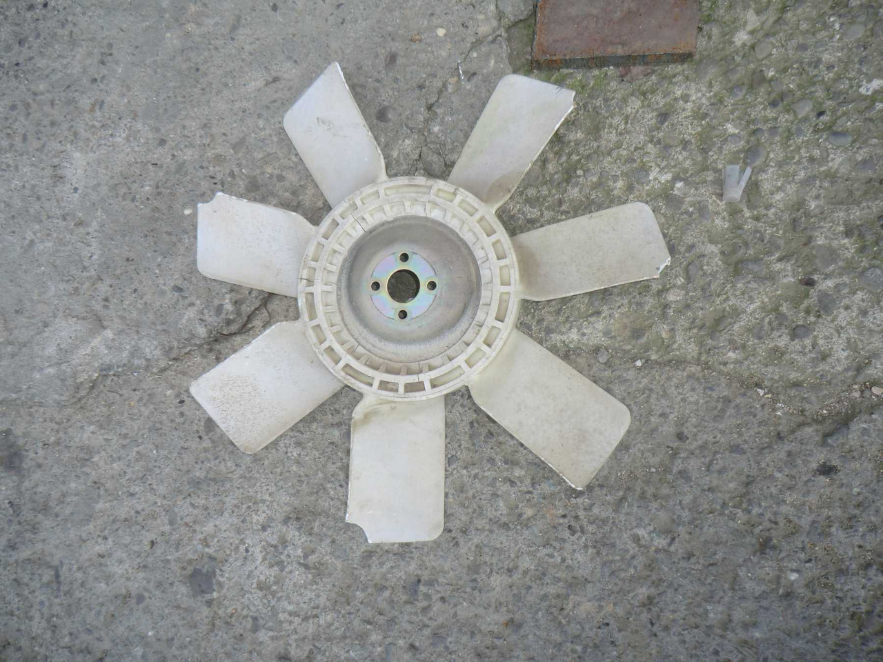 Caterpillar 317B LN Ventola - Fan for Construction machinery: picture 1 Caterpillar 317B LN Ventola - Fan for Construction machinery: picture 1
