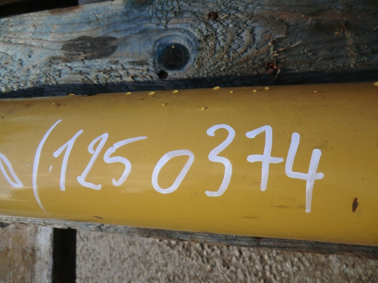 Caterpillar 928G CILINDRI DI STERZO - Hydraulic cylinder for Construction machinery: picture 1 Caterpillar 928G CILINDRI DI STERZO - Hydraulic cylinder for Construction machinery: picture 1