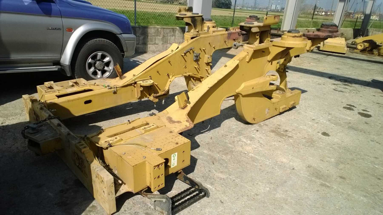 Caterpillar 962H Telaio posteriore - Frame/ Chassis for Construction machinery: picture 1 Caterpillar 962H Telaio posteriore - Frame/ Chassis for Construction machinery: picture 1