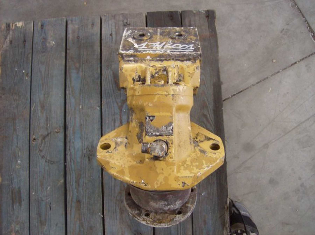 Caterpillar 988F II MOTORE IDRAULICO VENTOLA. APPLICAZIONE PER AMBIENTI CON ALTE TEMPERATURE - Hydraulic motor for Construction machinery: picture 3 Caterpillar 988F II MOTORE IDRAULICO VENTOLA. APPLICAZIONE PER AMBIENTI CON ALTE TEMPERATURE - Hydraulic motor for Construction machinery: picture 3