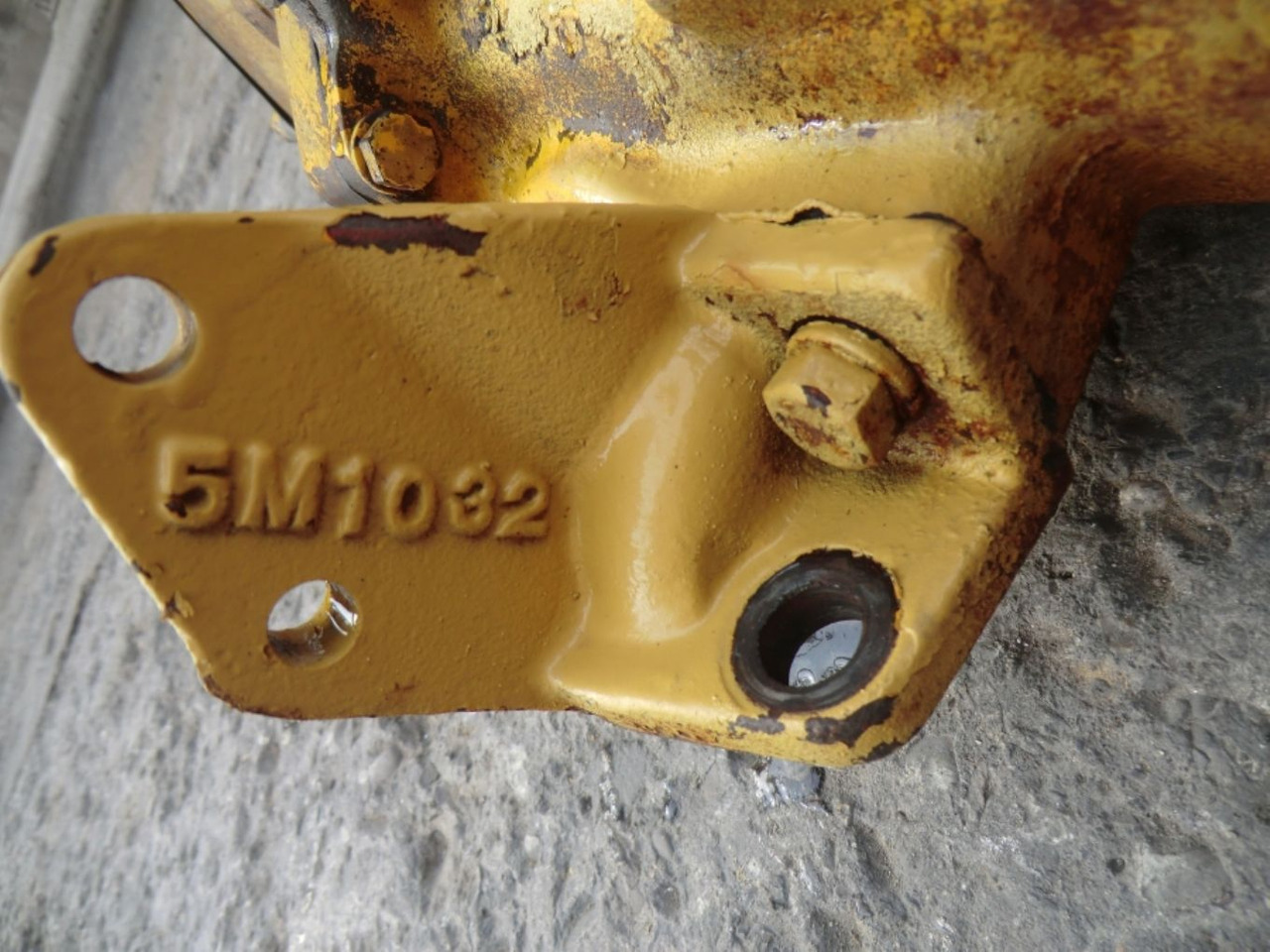 Caterpillar D333 POMPA INIEZIONE - Fuel pump for Construction machinery: picture 3 Caterpillar D333 POMPA INIEZIONE - Fuel pump for Construction machinery: picture 3