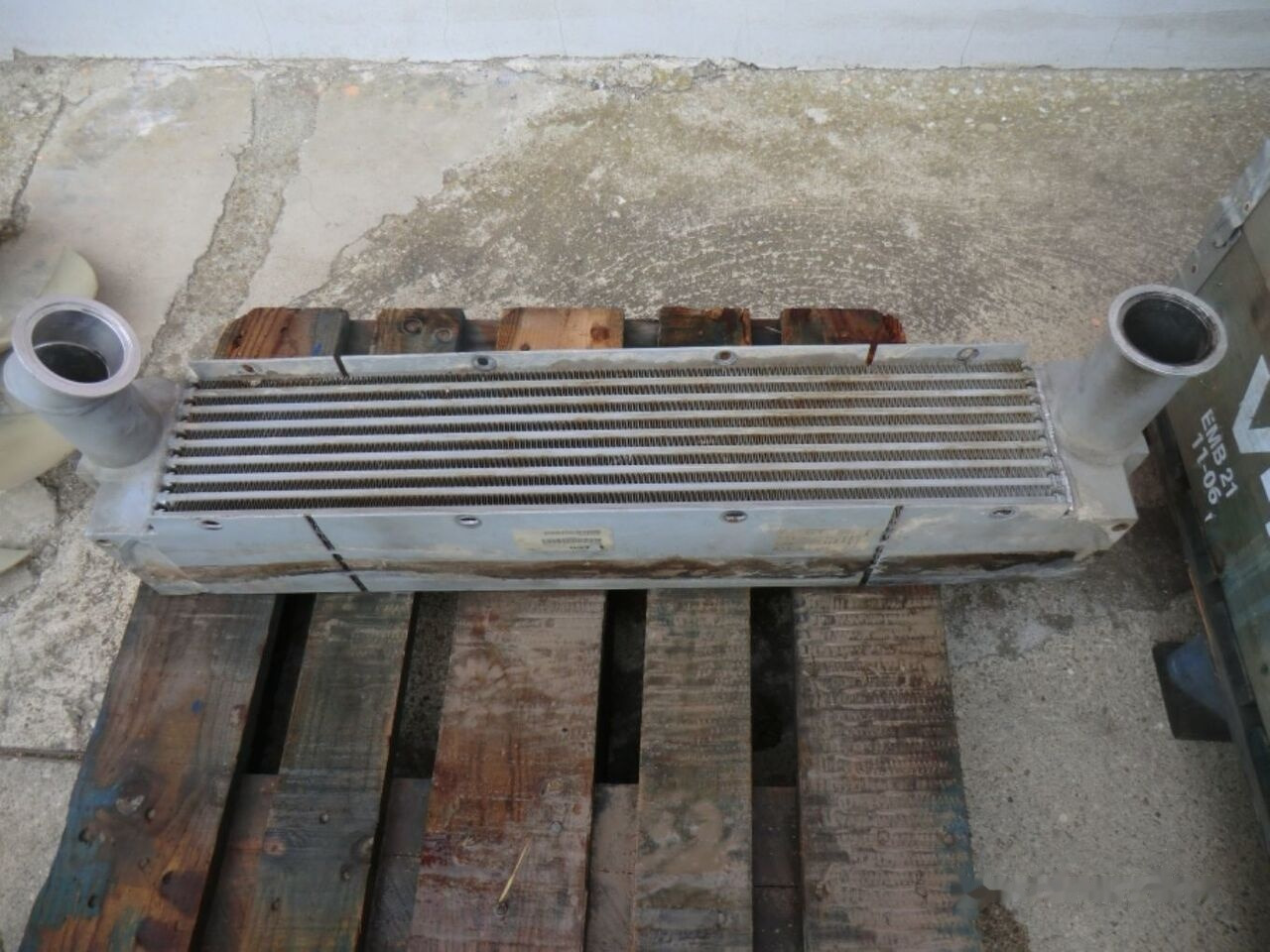 NL 120791 14548411 Volvo EC210C - Condenser for Excavator: picture 1 NL 120791 14548411 Volvo EC210C - Condenser for Excavator: picture 1