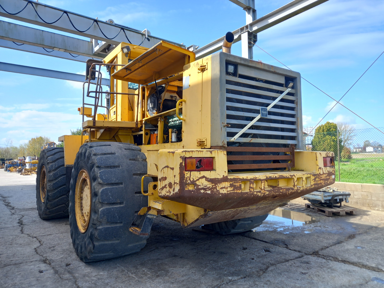 VOLVO L330C - Wheel loader: picture 3 VOLVO L330C - Wheel loader: picture 3