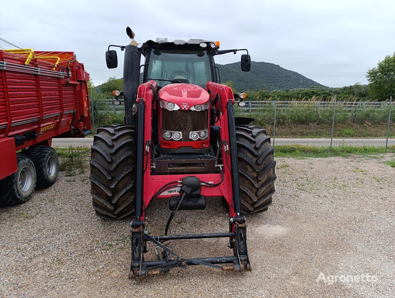 Massey Ferguson 7714 DYNA-4 - Farm tractor: picture 3 Massey Ferguson 7714 DYNA-4 - Farm tractor: picture 3