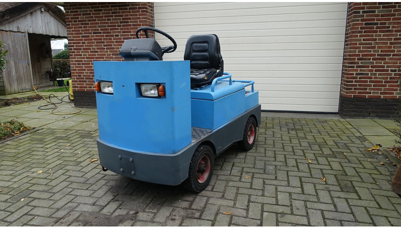 Hako Sherpa S/5 48 volts met acculader - Tow tractor: picture 1 Hako Sherpa S/5 48 volts met acculader - Tow tractor: picture 1