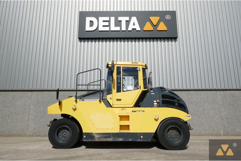 Bomag BW25RH - Pneumatic roller: picture 1 Bomag BW25RH - Pneumatic roller: picture 1