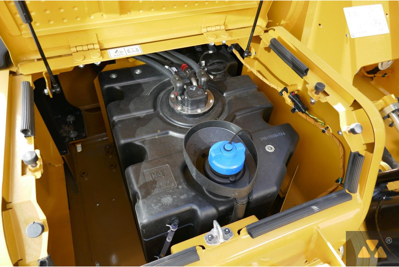 New Crawler excavator Caterpillar 352: picture 18