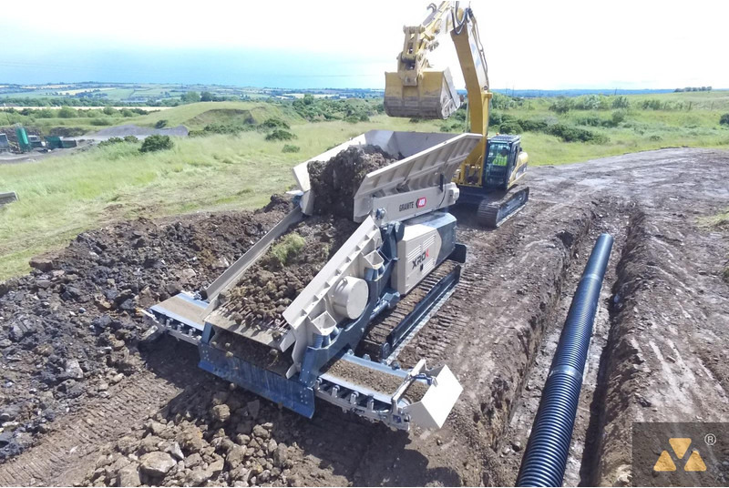 Xrok Granite 400 - Pipe layer: picture 1 Xrok Granite 400 - Pipe layer: picture 1