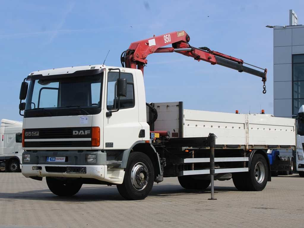 Dropside/ Flatbed truck, Crane truck DAF CF 240, CRANE HMF 953 K2: picture 1