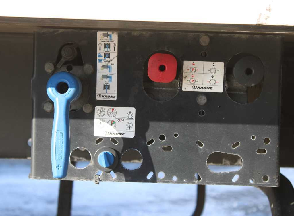 Refrigerator semi-trailer Krone SD, 2X EVAPORATOR, CARRIER VECTOR 1950 mt: picture 7