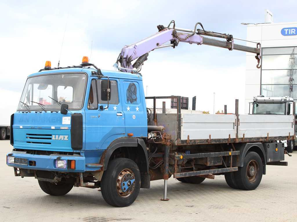 Liaz 18.23, NJ SR-70 PT HYDRAULIC ARM, LIGHTHOUSES - Dropside/ Flatbed truck: picture 1 Liaz 18.23, NJ SR-70 PT HYDRAULIC ARM, LIGHTHOUSES - Dropside/ Flatbed truck: picture 1