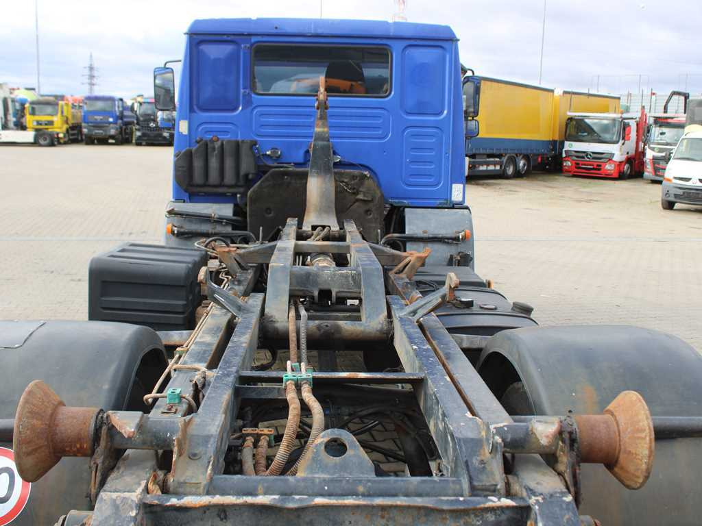 Hook lift truck MAN LE 8.180, EURO 3, BEACONS, CONTAINER HOOK CARRIER: picture 8