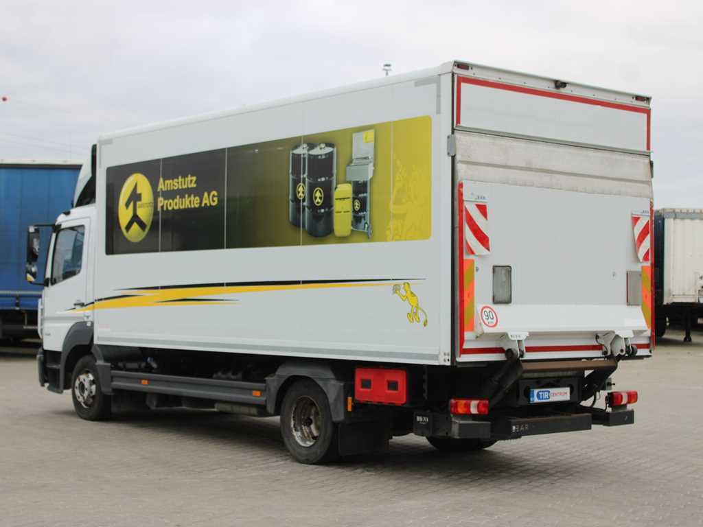 Mercedes-Benz ATEGO 1021, EURO 6, HYDRAULIC FRONT - Box truck: picture 5 Mercedes-Benz ATEGO 1021, EURO 6, HYDRAULIC FRONT - Box truck: picture 5