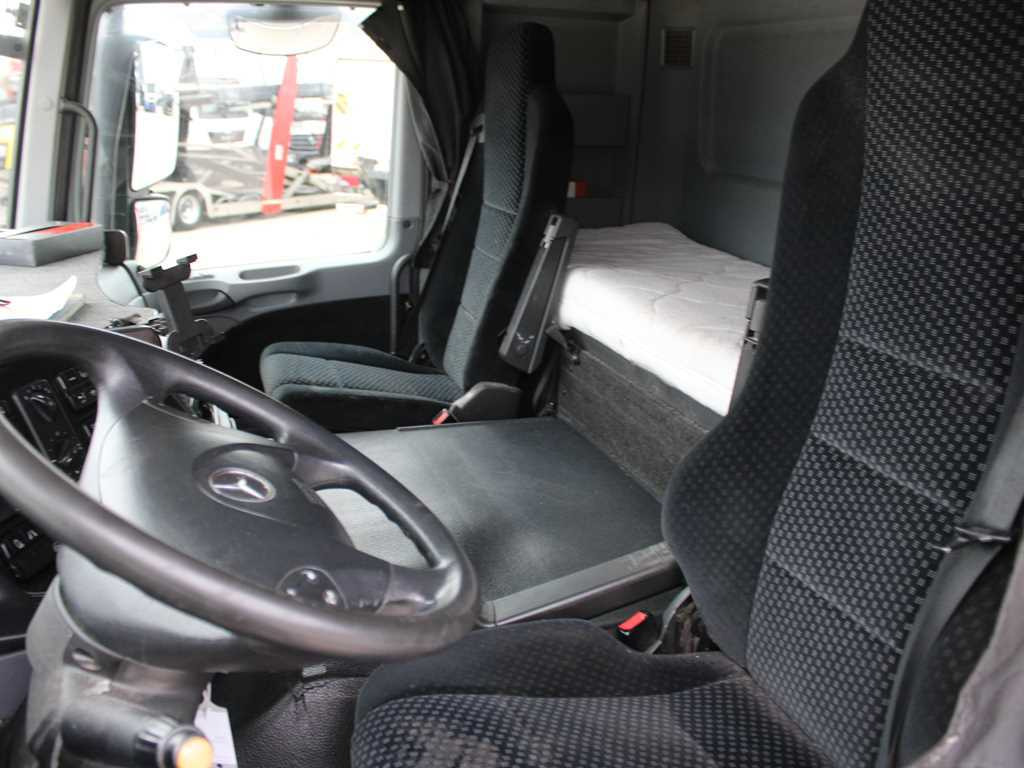 Autotransporter truck Mercedes-Benz Actros 1844, EURO 5EEV, RETARDER + KÄSSBOHRER METAGO (2006): picture 17