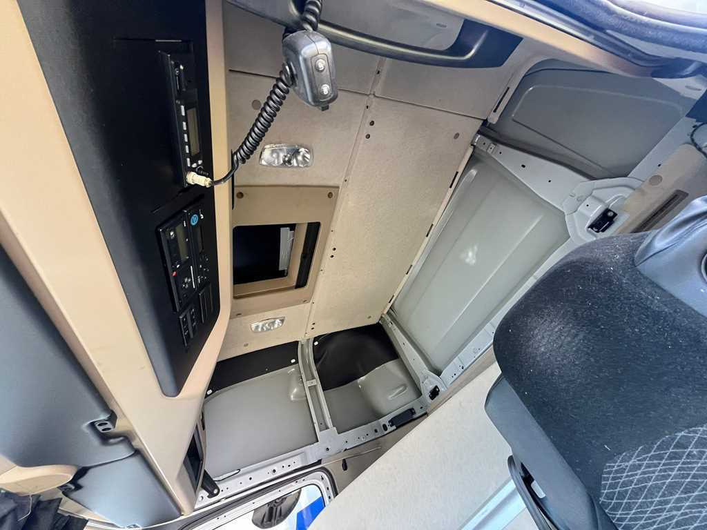 Mercedes-Benz Actros 2542, 6X2 + PANAV TVK18M - Curtainsider truck: picture 2 Mercedes-Benz Actros 2542, 6X2 + PANAV TVK18M - Curtainsider truck: picture 2