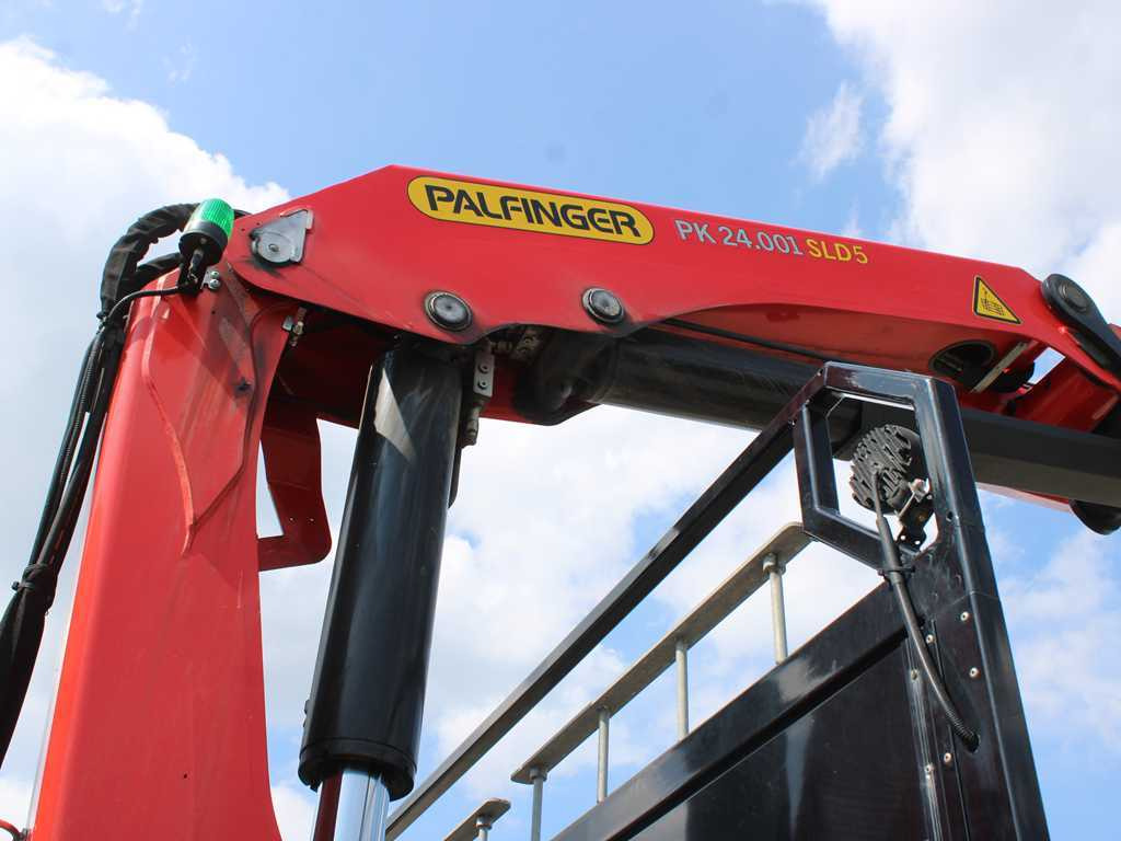 Mercedes-Benz Arocs 2542, 6X2, EURO 6, SIDE PANEL, NAVIGATION, CAMERA, PALFINGER PK 24.001 SLD5 on lease Mercedes-Benz Arocs 2542, 6X2, EURO 6, SIDE PANEL, NAVIGATION, CAMERA, PALFINGER PK 24.001 SLD5: picture 12 Mercedes-Benz Arocs 2542, 6X2, EURO 6, SIDE PANEL, NAVIGATION, CAMERA, PALFINGER PK 24.001 SLD5 on lease Mercedes-Benz Arocs 2542, 6X2, EURO 6, SIDE PANEL, NAVIGATION, CAMERA, PALFINGER PK 24.001 SLD5: picture 12