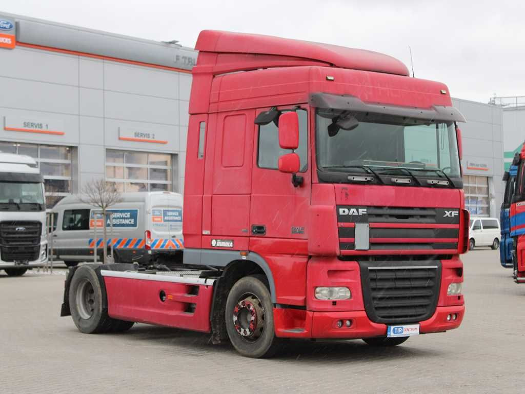 DAF XF 105.460, EURO 5, DOUBLE CIRCUIT - Tractor unit: picture 2 DAF XF 105.460, EURO 5, DOUBLE CIRCUIT - Tractor unit: picture 2