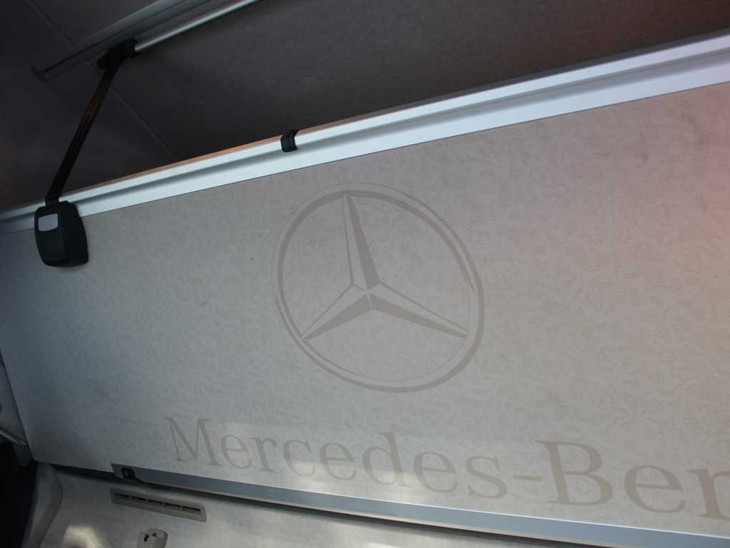 Tractor unit Mercedes-Benz Actros 1848 GIGA SPACE, EURO 6, LOWDECK: picture 13 Tractor unit Mercedes-Benz Actros 1848 GIGA SPACE, EURO 6, LOWDECK: picture 13