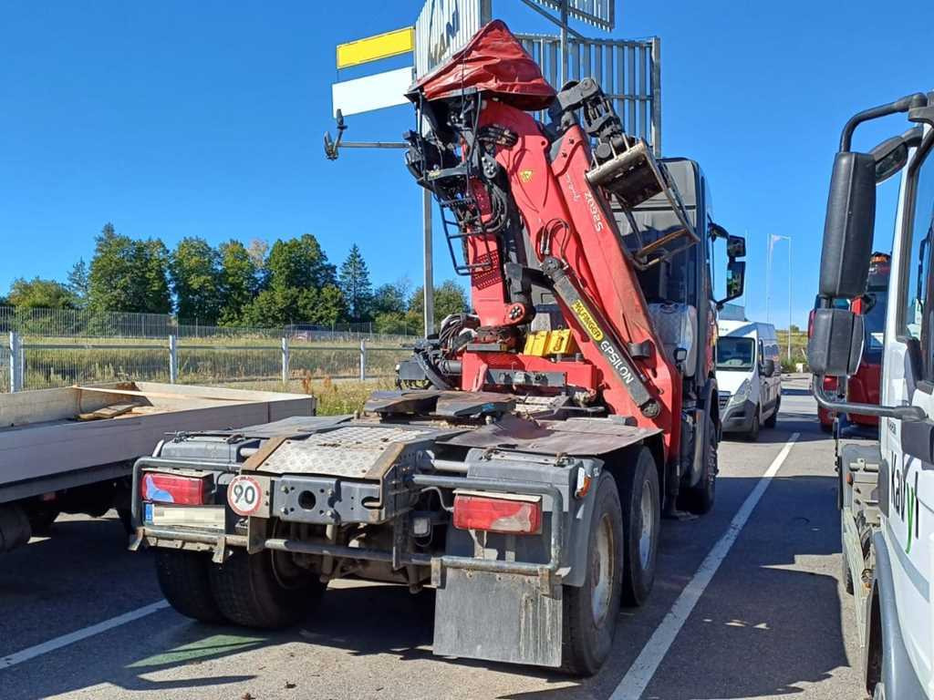 Scania R500, 6x6, RETARDER, OPTICRUISE, PALFINGER EPSILON S260Z96 - Tractor unit: picture 4 Scania R500, 6x6, RETARDER, OPTICRUISE, PALFINGER EPSILON S260Z96 - Tractor unit: picture 4