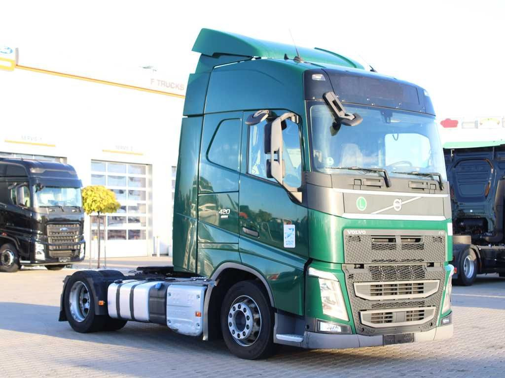 Volvo FH 420,LOWDECK,EURO 6,SECONDARY AIR CONDITIONING - Tractor unit: picture 2 Volvo FH 420,LOWDECK,EURO 6,SECONDARY AIR CONDITIONING - Tractor unit: picture 2