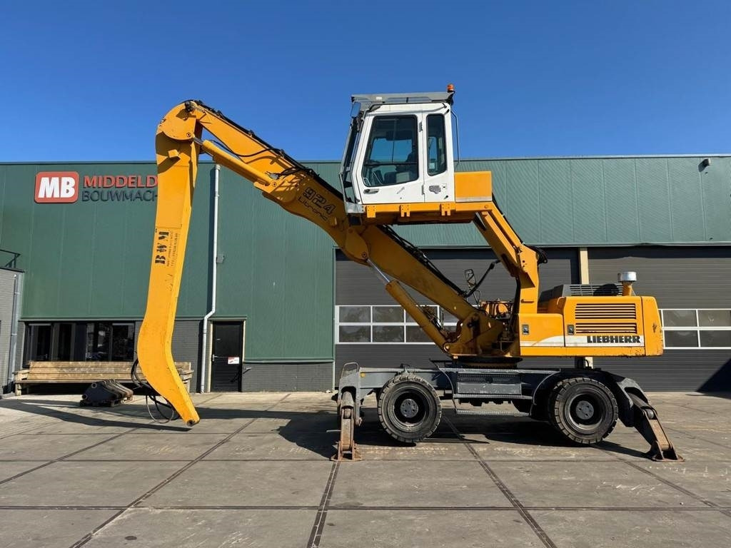 Liebherr A 924 B - Waste/ Industry handler: picture 2 Liebherr A 924 B - Waste/ Industry handler: picture 2