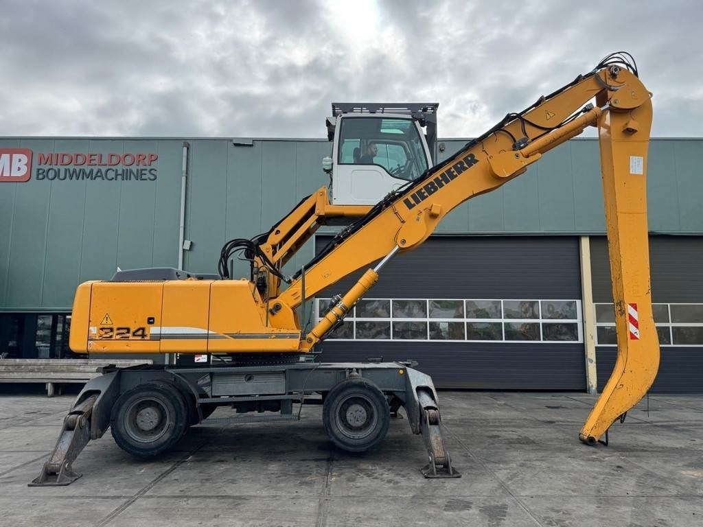 Liebherr A 924 C - Waste/ Industry handler: picture 5 Liebherr A 924 C - Waste/ Industry handler: picture 5