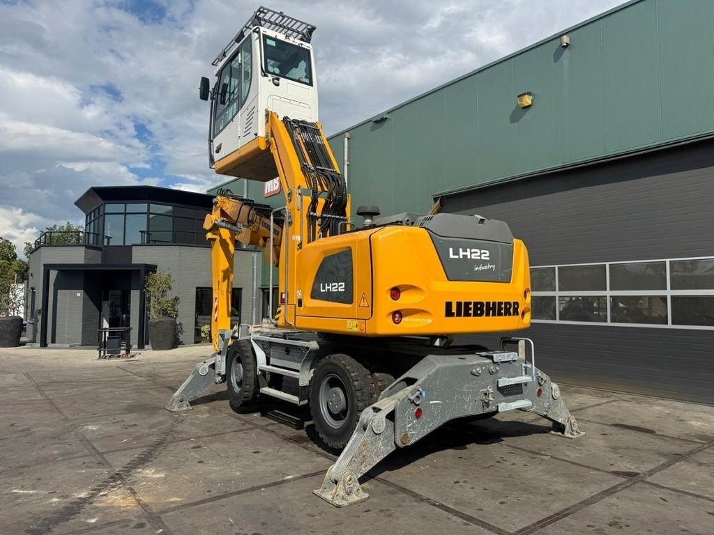 Liebherr LH 22 M - Waste/ Industry handler: picture 3 Liebherr LH 22 M - Waste/ Industry handler: picture 3