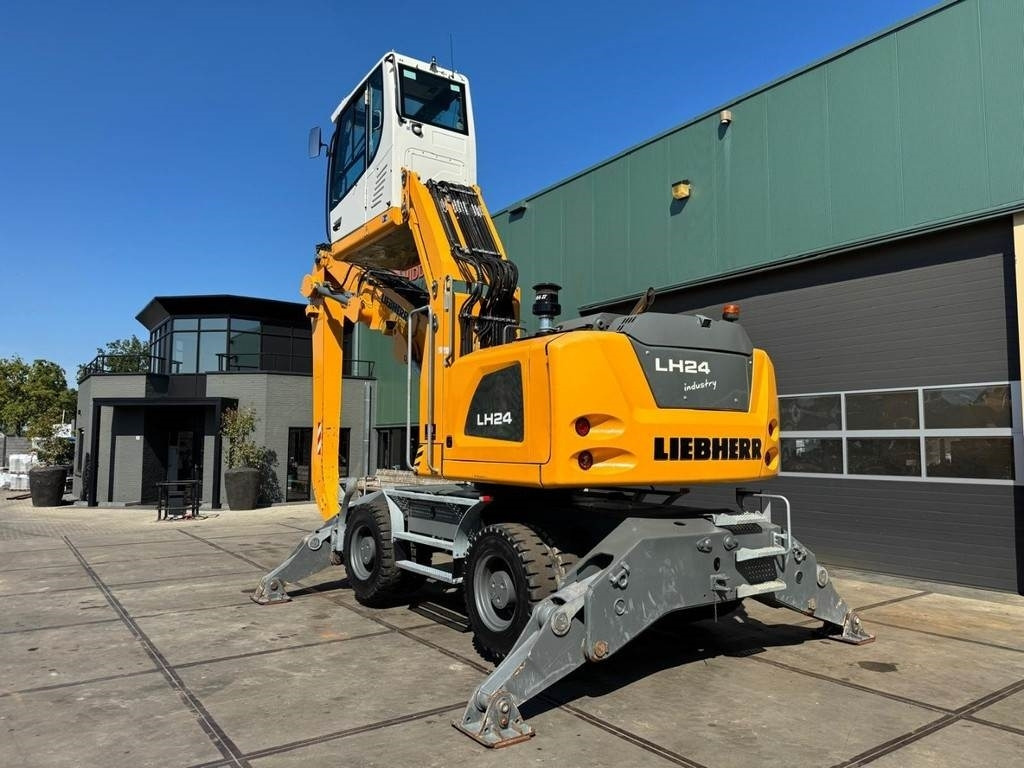 Liebherr LH 24 M - Waste/ Industry handler: picture 3 Liebherr LH 24 M - Waste/ Industry handler: picture 3