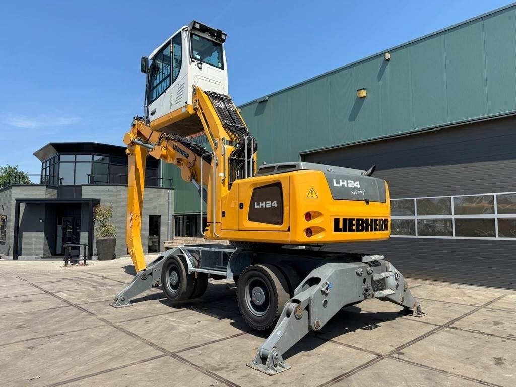 Liebherr LH 24 M - Waste/ Industry handler: picture 3 Liebherr LH 24 M - Waste/ Industry handler: picture 3