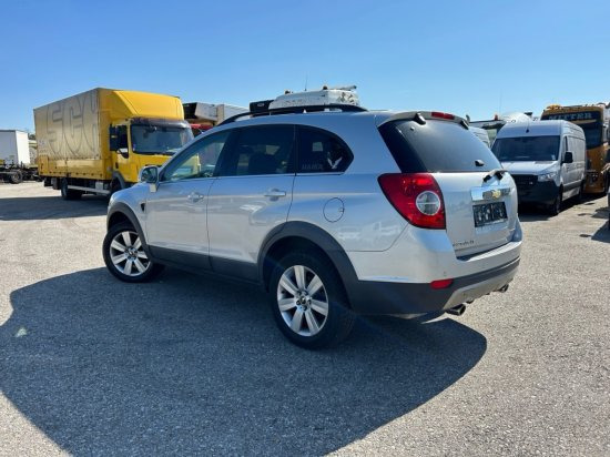 SUV Chevrolet Captiva 3,2 V6: picture 6