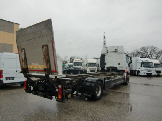 Iveco AT190S33, LBW, Automatik, E5 - Container transporter/ Swap body truck: picture 4 Iveco AT190S33, LBW, Automatik, E5 - Container transporter/ Swap body truck: picture 4