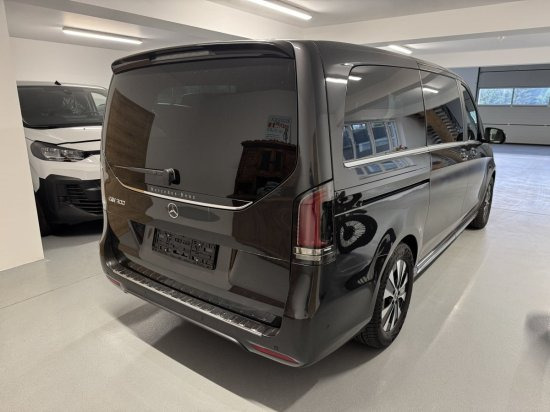 Mercedes-Benz EQV 300 AVANTGARDE, Lang , 7 Sitzer - Car: picture 4 Mercedes-Benz EQV 300 AVANTGARDE, Lang , 7 Sitzer - Car: picture 4
