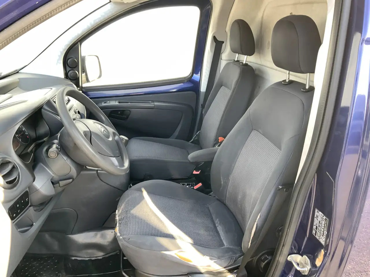 Citroen Nemo 1.4 HDi Airco Euro 5 - Small van: picture 4 Citroen Nemo 1.4 HDi Airco Euro 5 - Small van: picture 4