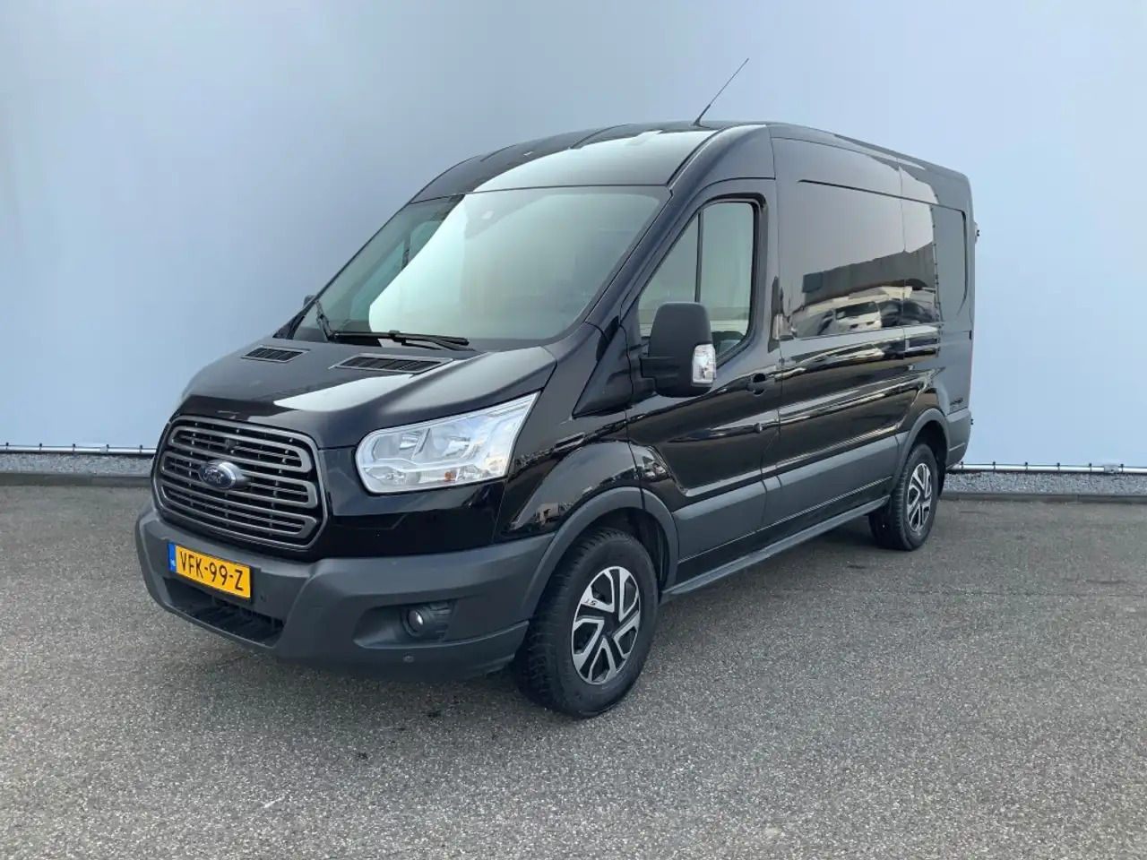 Panel van Ford Transit 350 2.2 TDCI L2H2 Trend Airco Trekhaak 2800 kg Cru: picture 1