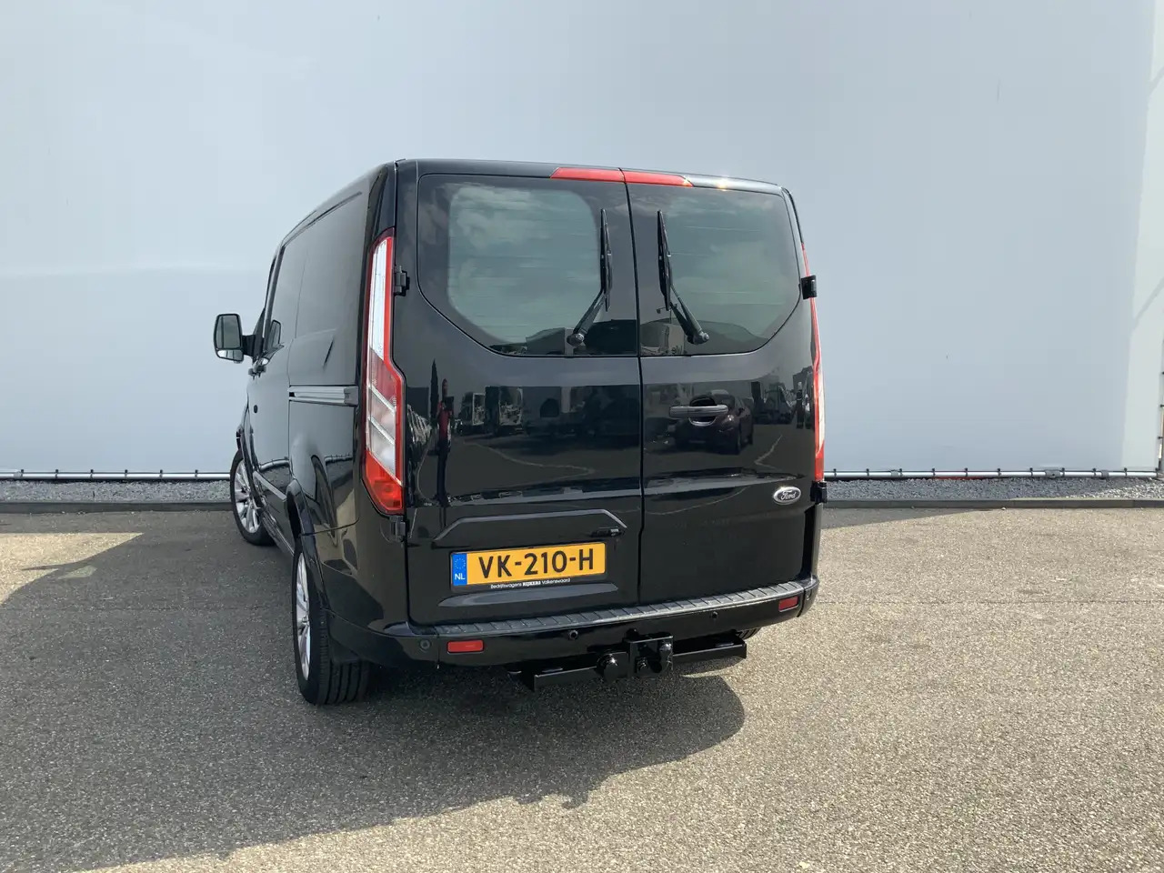 Ford Transit Custom 290 2.2 TDCI L1H1 Sport Airco Cruise 3 Zits Dub Sc - Panel van: picture 2 Ford Transit Custom 290 2.2 TDCI L1H1 Sport Airco Cruise 3 Zits Dub Sc - Panel van: picture 2