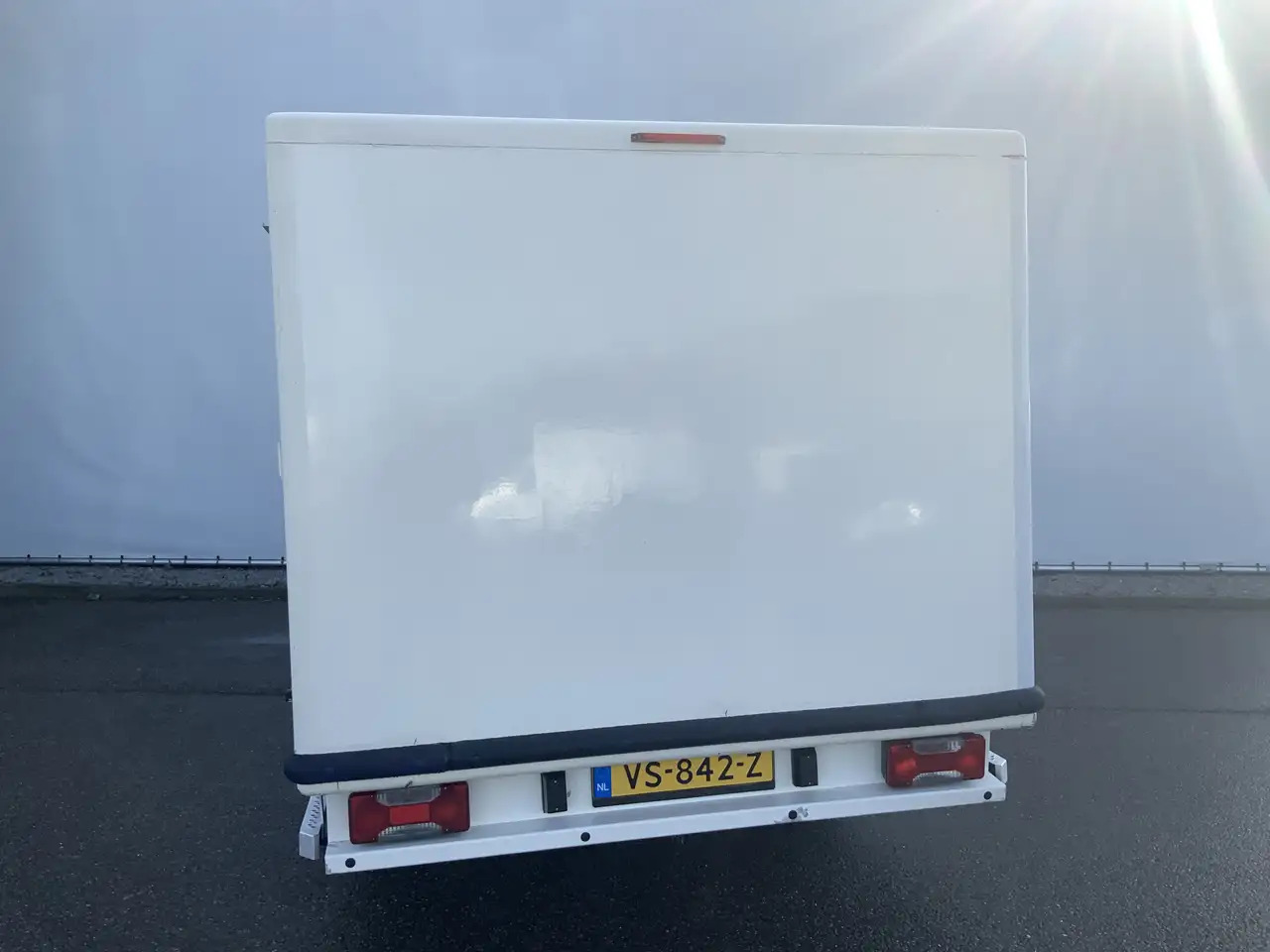 Iveco Daily 35S13 2.3 345 IJswagen -0.40 gr 10 deuren Euro 5 B - Box van: picture 2 Iveco Daily 35S13 2.3 345 IJswagen -0.40 gr 10 deuren Euro 5 B - Box van: picture 2