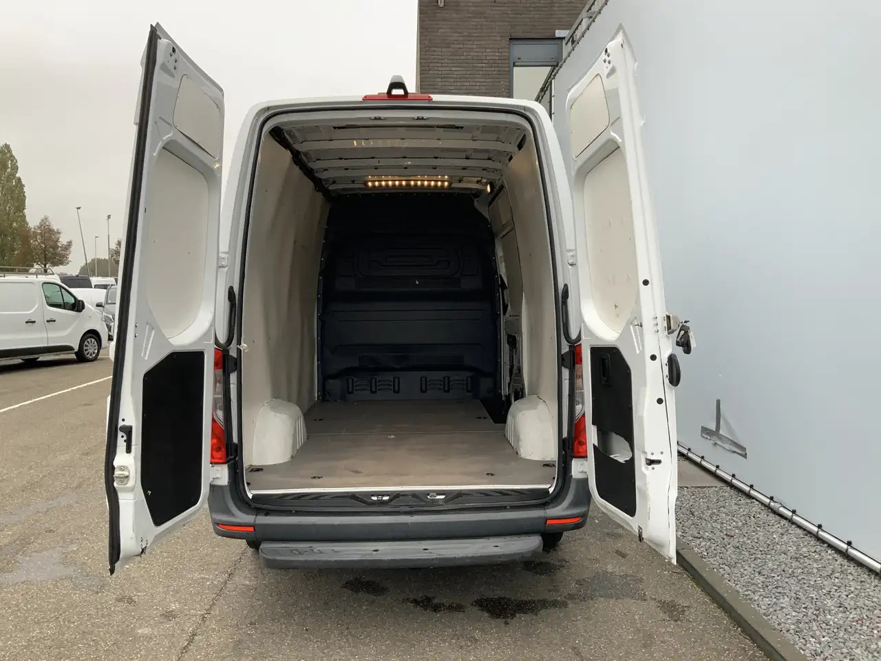 Panel van Mercedes-Benz Sprinter 314 2.2 CDI L2H1 EURO VI-D Airco Camera 3 Zits Ext: picture 11