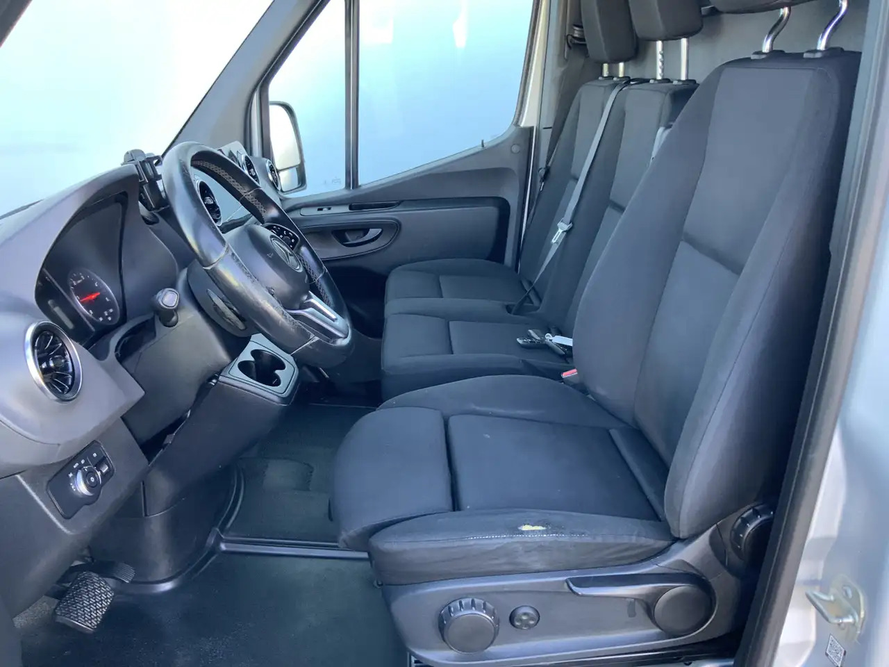 Mercedes-Benz Sprinter 316 2.2 CDI 366 L2H1 Automaat M BUX Airco Camera C - Panel van: picture 4 Mercedes-Benz Sprinter 316 2.2 CDI 366 L2H1 Automaat M BUX Airco Camera C - Panel van: picture 4