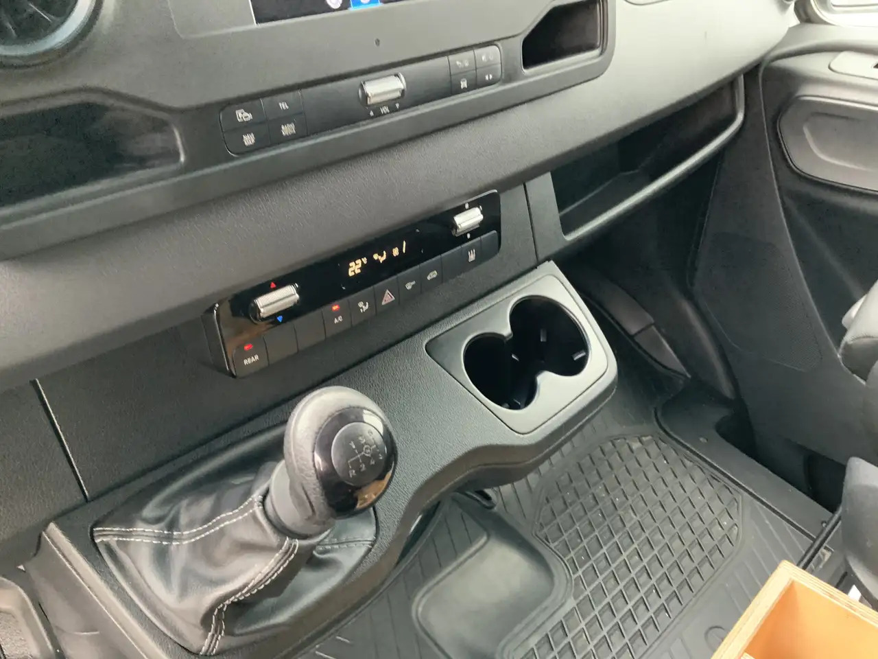 Panel van Mercedes-Benz Sprinter 316 2.2 CDI L2H2 Airco Cruise Camera Navi Trekhaak: picture 10
