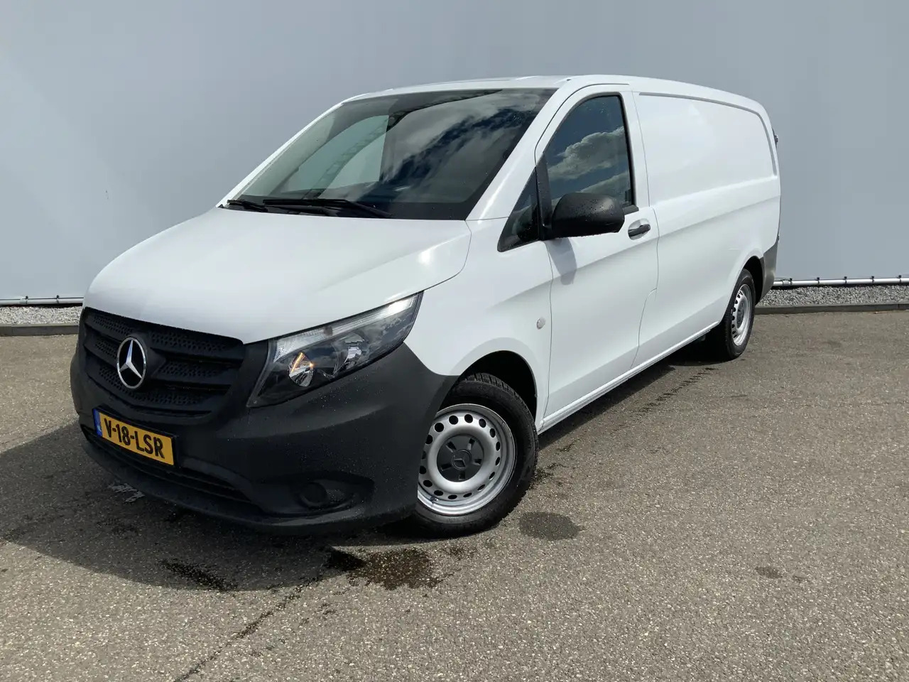 Mercedes-Benz Vito 114 CDI Lang Automaat Cruise Camera 3 Zits Trekhaa - Panel van: picture 1 Mercedes-Benz Vito 114 CDI Lang Automaat Cruise Camera 3 Zits Trekhaa - Panel van: picture 1