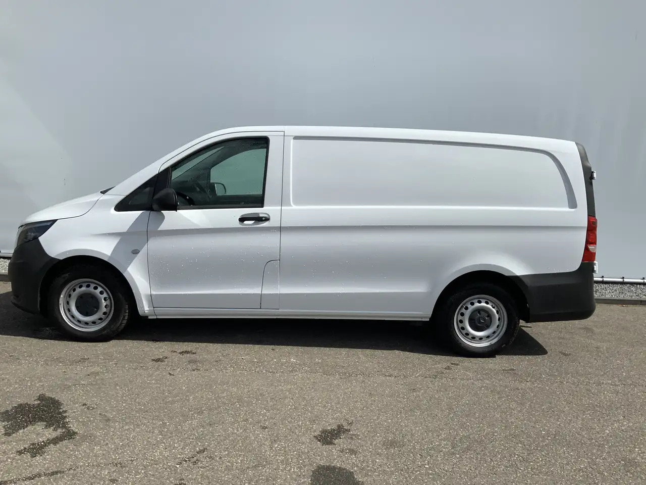Mercedes-Benz Vito 114 CDI Lang Automaat Cruise Camera 3 Zits Trekhaa - Panel van: picture 3 Mercedes-Benz Vito 114 CDI Lang Automaat Cruise Camera 3 Zits Trekhaa - Panel van: picture 3