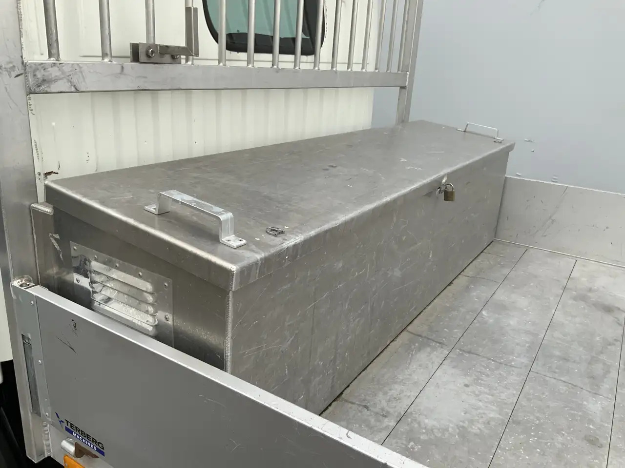 Tipper van Nissan NT400 32.12 2.5 dCi 250 Kipper Trekhaak 2000 kg 3: picture 14