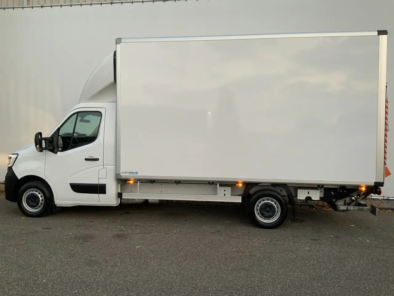 Renault Master T35 2.3 dCi 145 L3 Meubelbak&Klep Zijdeur Airco Cr - Box van: picture 3 Renault Master T35 2.3 dCi 145 L3 Meubelbak&Klep Zijdeur Airco Cr - Box van: picture 3