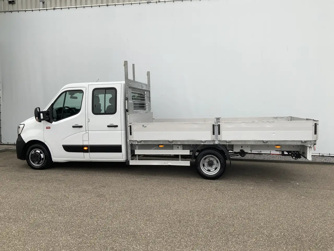 Renault Master T35 2.3 dCi 165 L4 Dub Cab PickUp Navi 6 Zits Trek - Flatbed van: picture 3 Renault Master T35 2.3 dCi 165 L4 Dub Cab PickUp Navi 6 Zits Trek - Flatbed van: picture 3