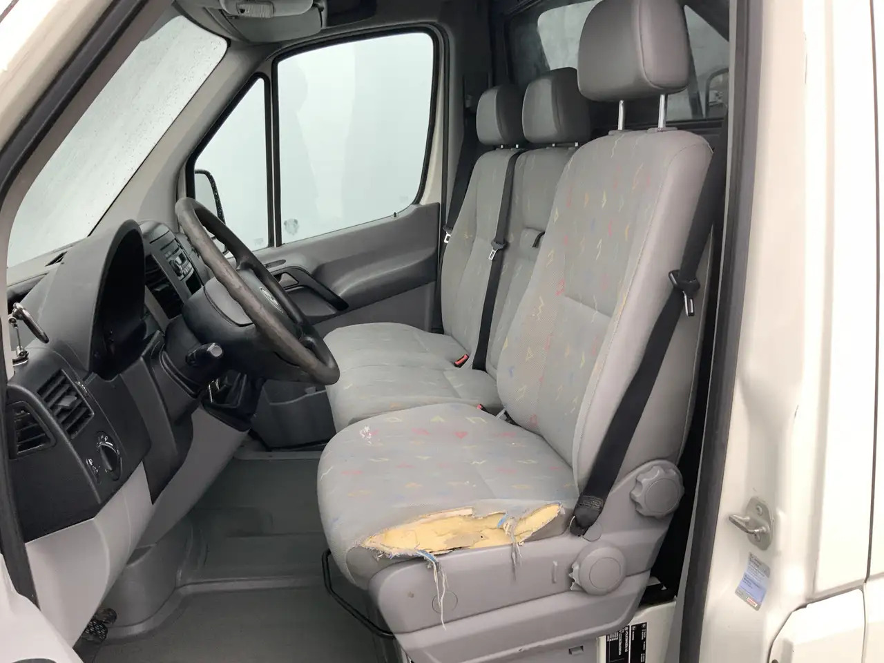 Volkswagen Crafter 50 2.5 TDI L2H2 Airco 3 Zits Imperiaal&Trap Trekha - Panel van: picture 4 Volkswagen Crafter 50 2.5 TDI L2H2 Airco 3 Zits Imperiaal&Trap Trekha - Panel van: picture 4
