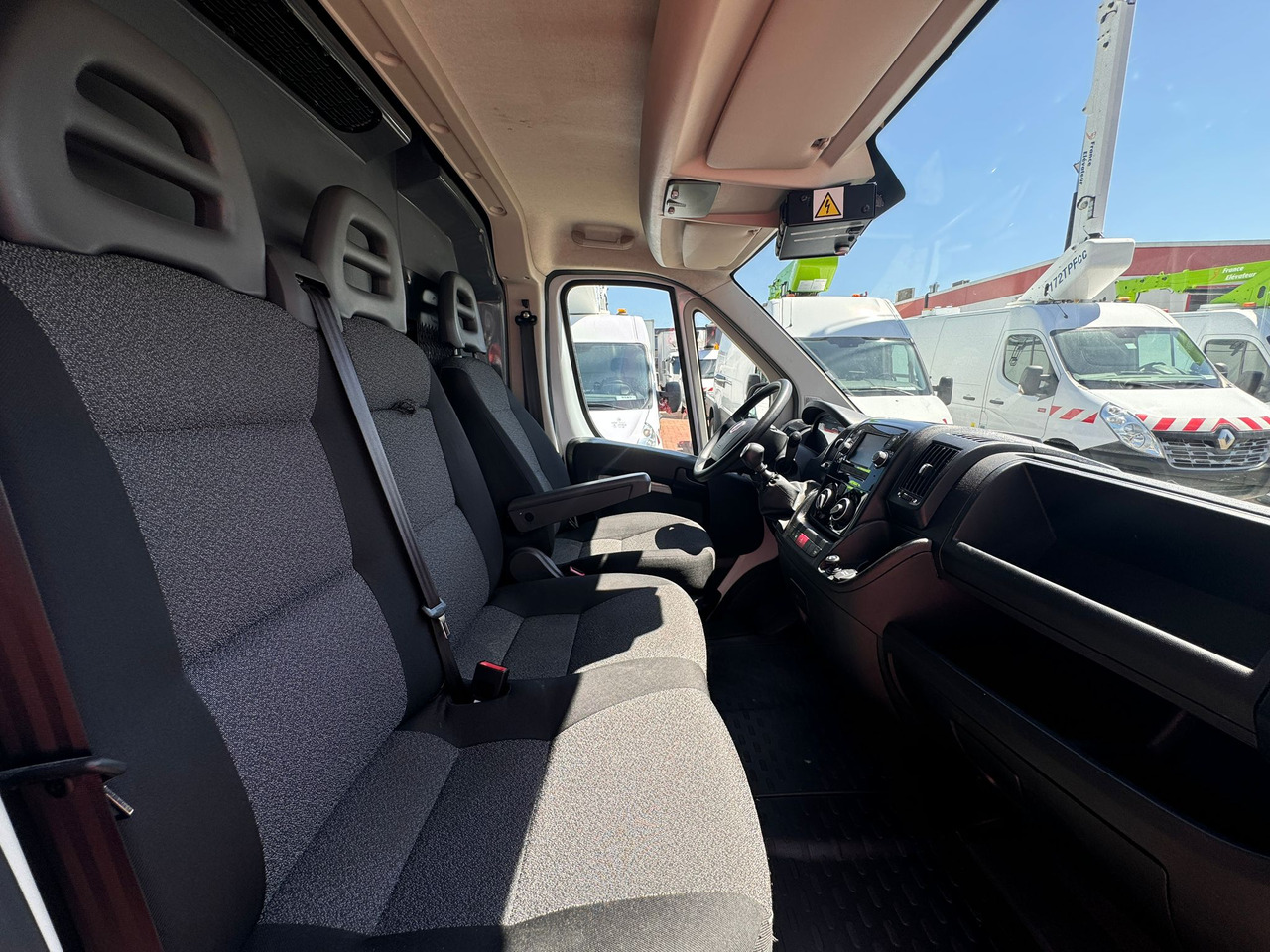 Refrigerated van Fiat Ducato 250 Kühlkastenwagen 3 Kammern EURO 6: picture 21
