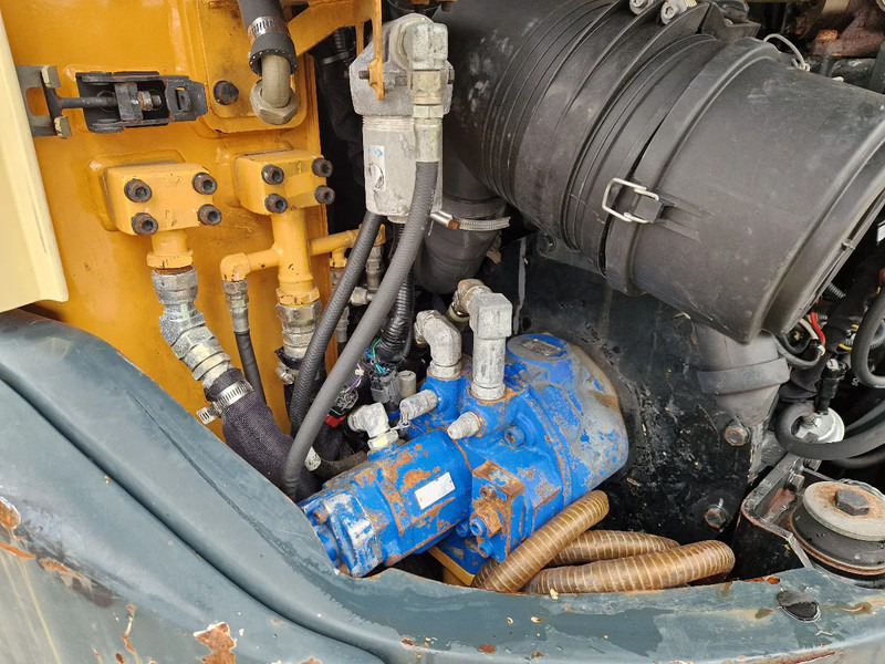 Mini excavator Hyundai Robex CR60-9 met airco: picture 6