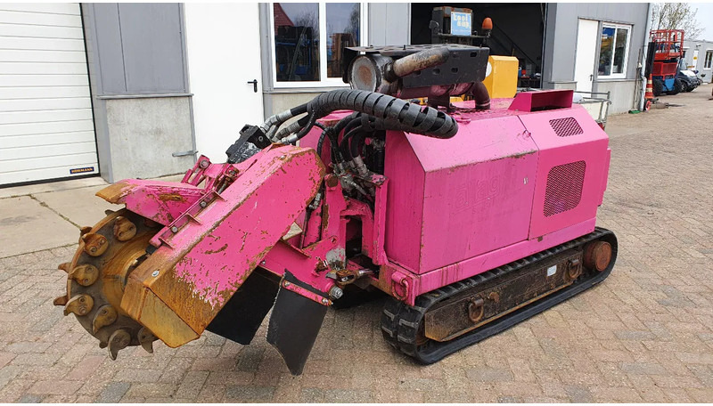 Onbekend Bandit 2900T stobbenfrees/stronkenfrees met afstandsbediening - Stump grinder: picture 1 Onbekend Bandit 2900T stobbenfrees/stronkenfrees met afstandsbediening - Stump grinder: picture 1