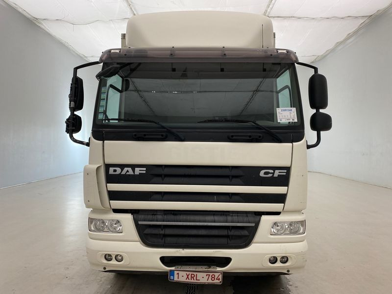 DAF CF65.250 - Box truck: picture 2 DAF CF65.250 - Box truck: picture 2