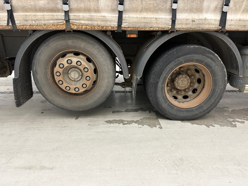 Curtainsider truck DAF CF75.310: picture 10